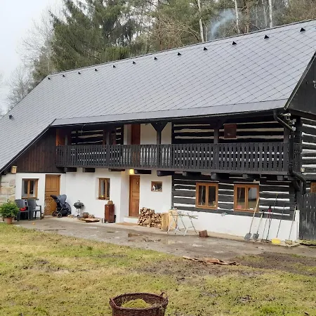 Roubenka Pod Skalou * Zdirec (Ceska Lipa)