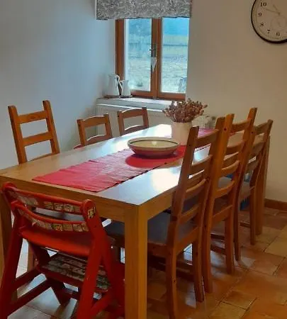 Roubenka Pod Skalou Zdirec (Ceska Lipa)