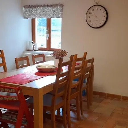 Roubenka Pod Skalou * Zdirec (Ceska Lipa)