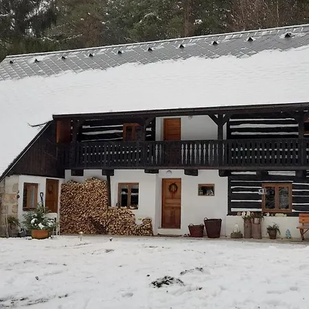 Roubenka Pod Skalou Vakantiehuis