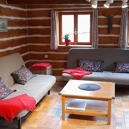 Roubenka Pod Skalou Zdirec (Ceska Lipa)